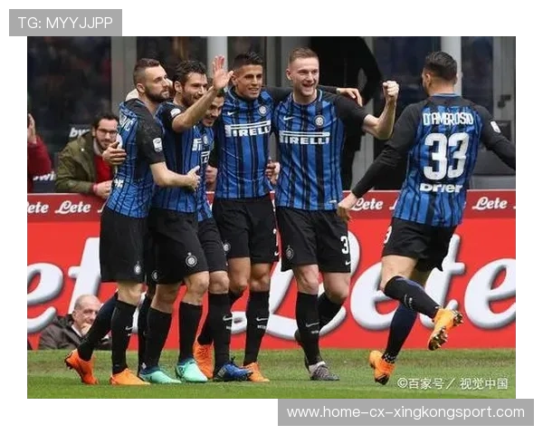 佛罗伦萨前场逼迫迫使对方多次后撤