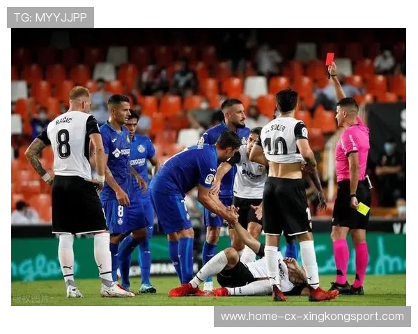 瓦伦西亚外线切入连连撕裂防守线条